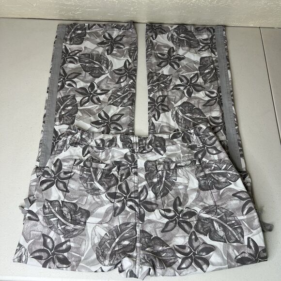 Cabelas Cargo Pants Womens 10x31 Gray Cotton Floral Print Utility Y2k Baggy - Picture 7 of 10